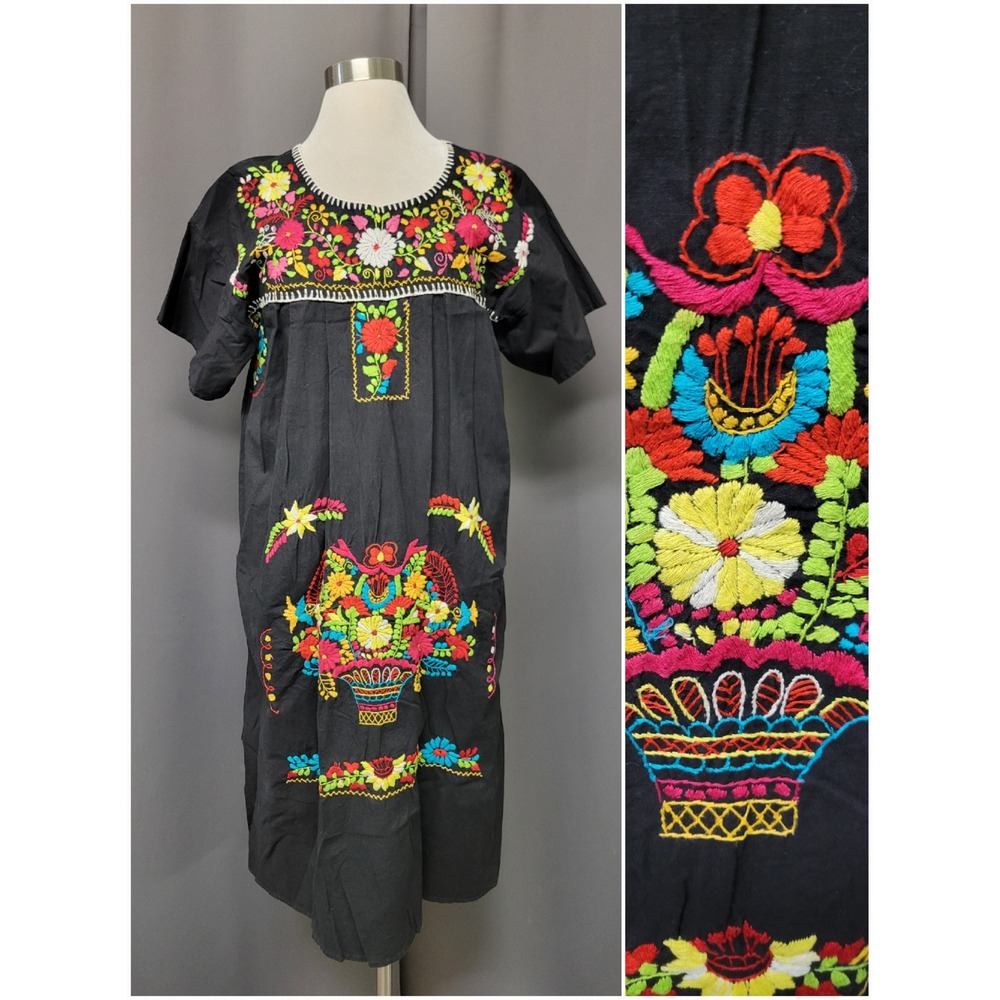 Vintage Puebla Mexican Peasant Dress Black Floral Embroidered Boho Midi Medium‎